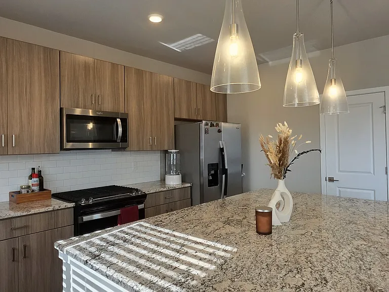 16762 Tejon Pl — Photo 12