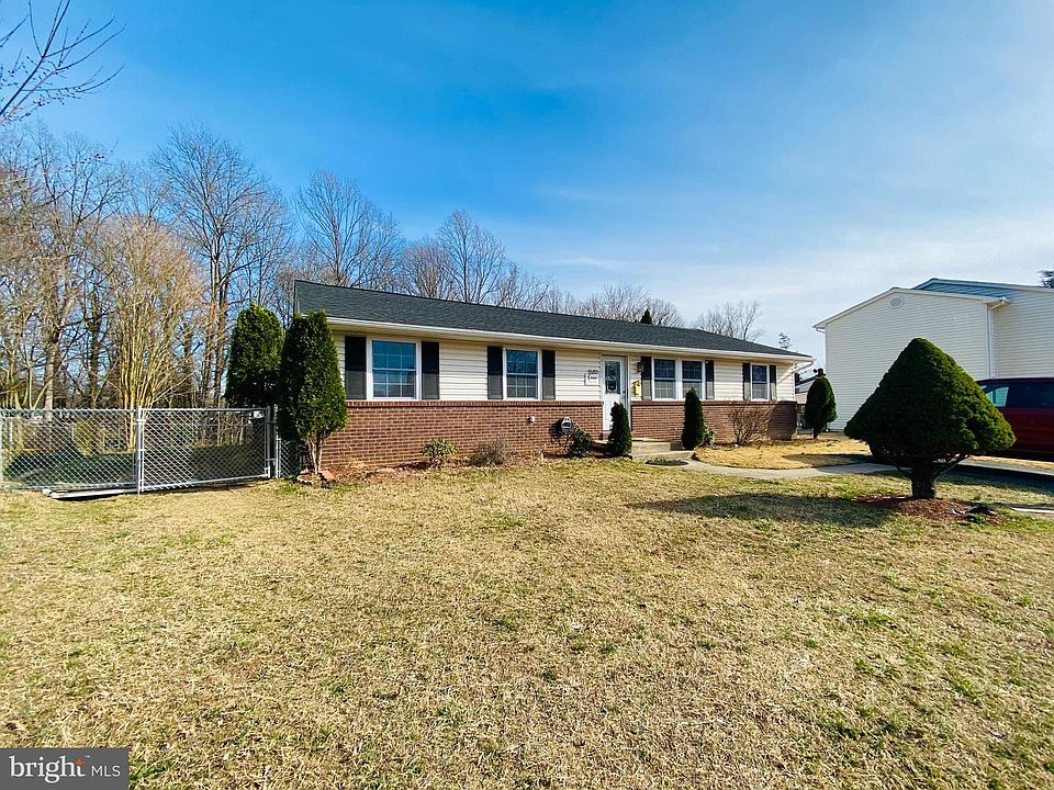 1st image of 15113 Costa Dr