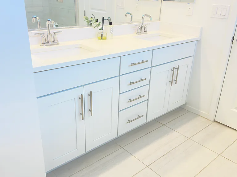 3109 E Louise Dr — Photo 13