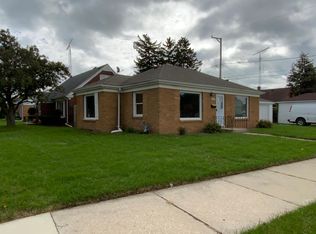 3115 La Salle St, Racine, WI 53402
