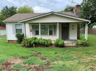 102 Walker Dr, Naples, TX 75568