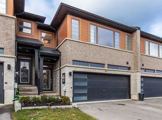 101 Greenwich Ave, Hamilton, ON L8J0L6