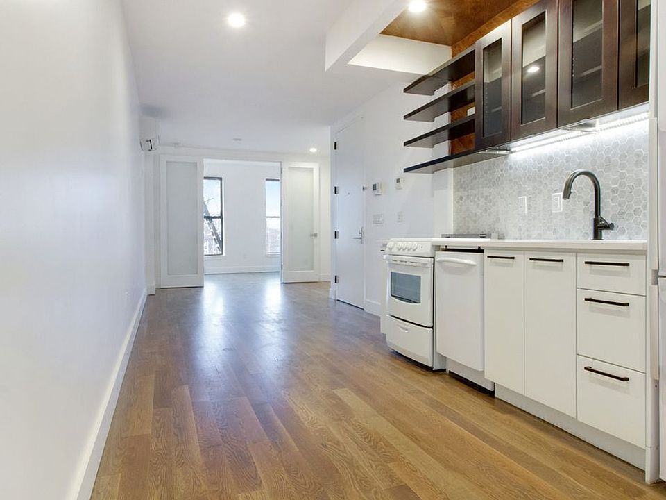 1st image of 140 4th Ave APT 5R