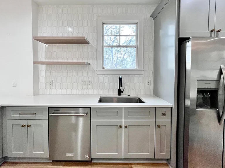 614 West Blvd — Photo 10