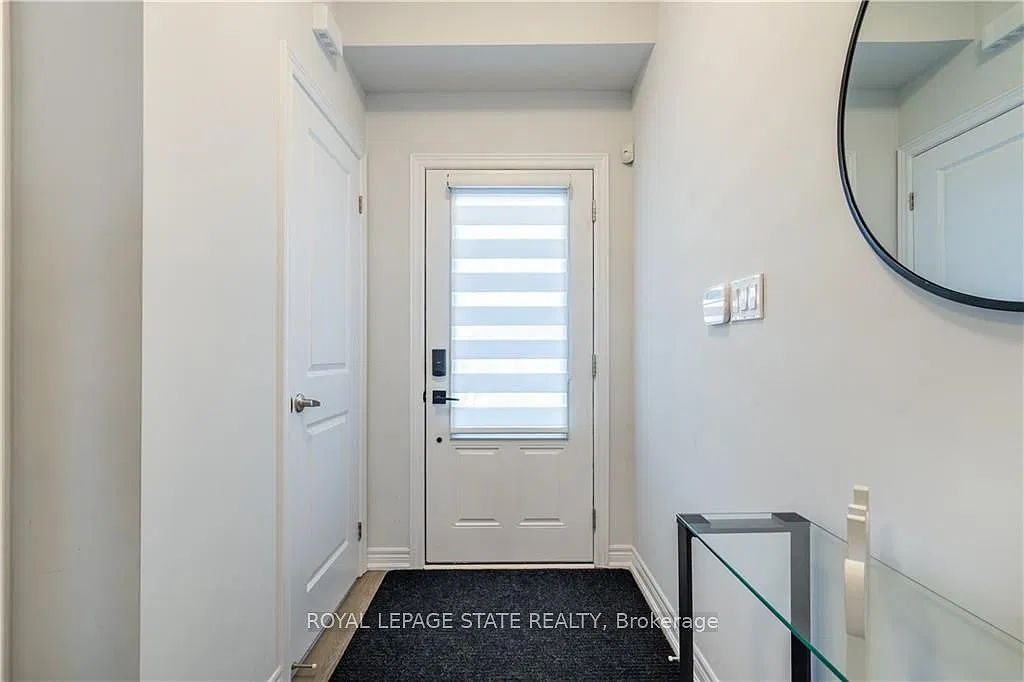 3 bed, $2,700 — Photo 3
