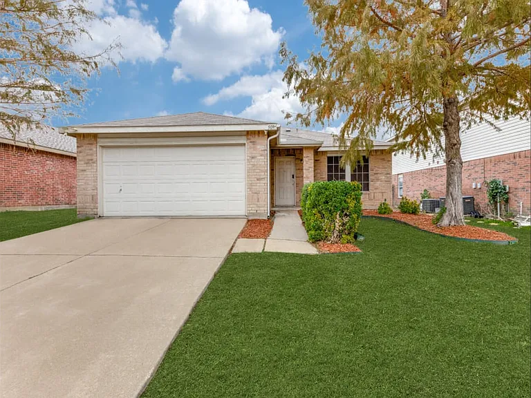 509 Keble Dr — Photo 1