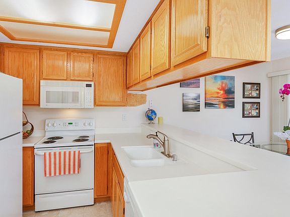 4th image of 17945 Caminito Pinero Unit 277