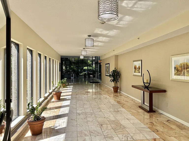 250 Hammond Pond Pkwy #310S — Photo 11