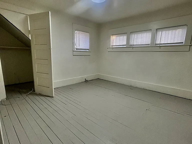 1404 Callahan St — Photo 19