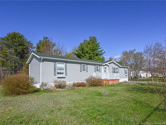 3rd image of 721 Du Portage Rd