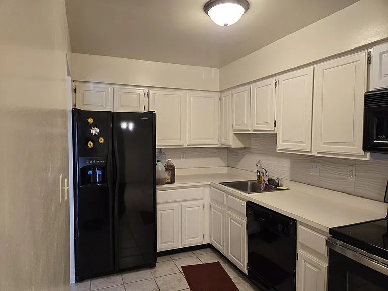 30515 W Forteen Mile Rd #46 — Photo 5