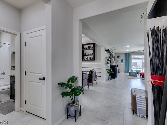 3rd image of 4401 Rubious Ave