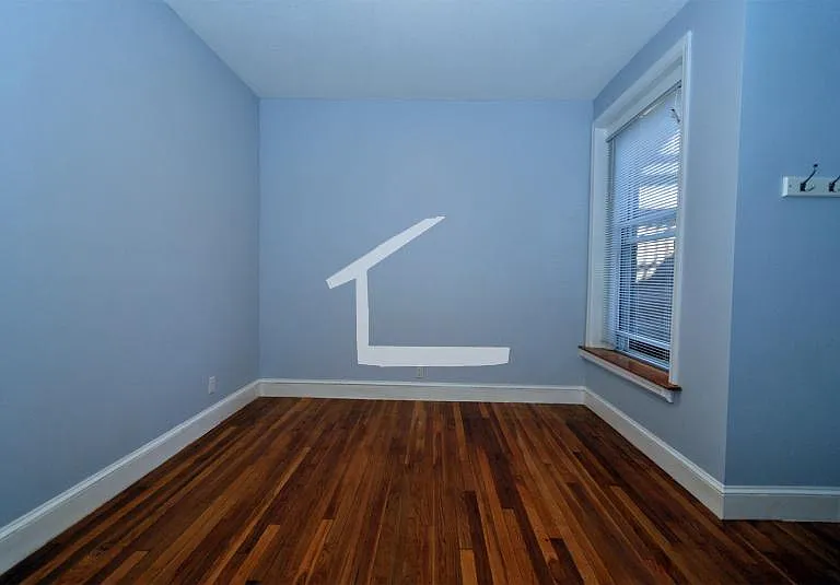 168 Winthrop Rd #4 — Photo 8
