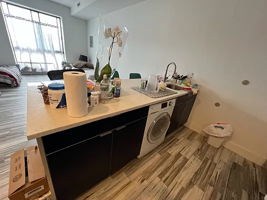 Rented by Highline Residential | media 14