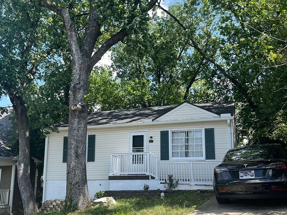 1st image of 344 Chamberlin St