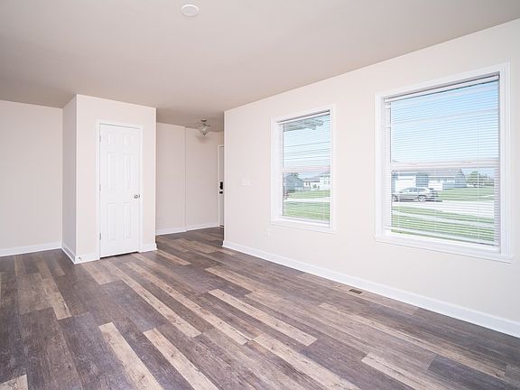 2nd image of 4661 Katsura Dr