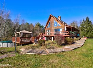 83 Stoddard Rd, Hampton, NY 12837