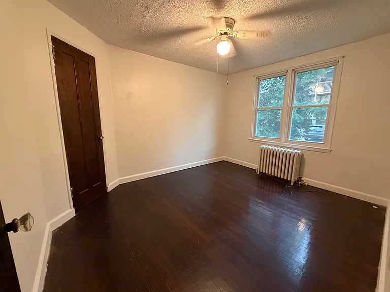 4140-4146 Dalewood St #4144 — Photo 6
