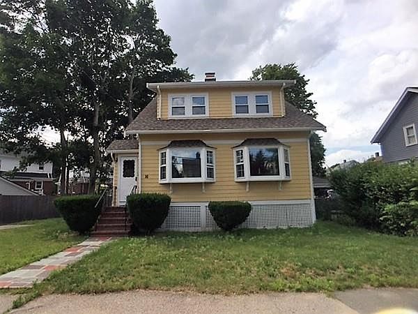 1st image of 16 Parkway Cres