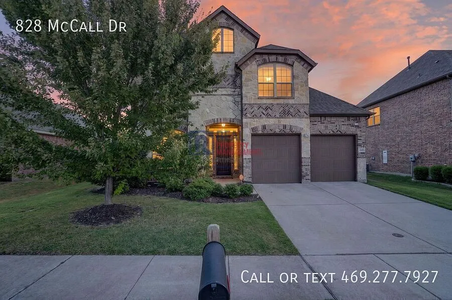 828 McCall Dr