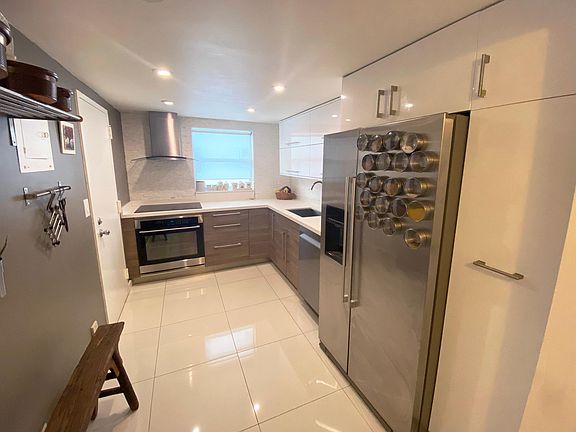 4th image of 1050 93rd St APT 5F