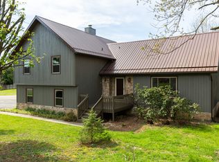 3301 Pine Timbers Dr, Johnson City, TN 37604