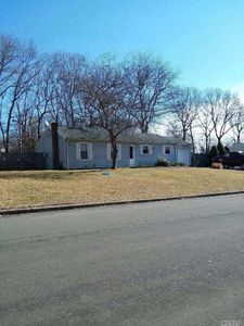 33 Westcliff Dr, Mount Sinai, NY, 11766