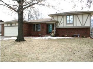 1319 E Blue Spruce Rd, Derby, KS 67037