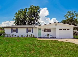 472 Royal Palms Dr, Atlantic Beach, FL 32233