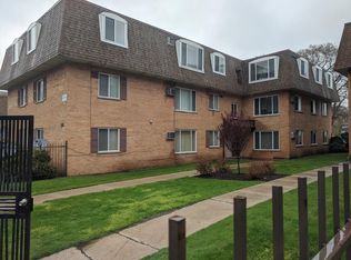 511 Madison Ave APT 1C, Calumet City, IL 60409