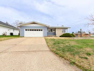 1207 McAdams Rd, Salina, KS, 67401