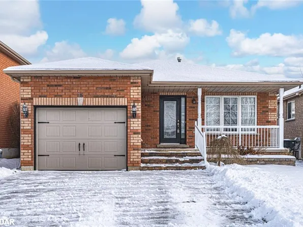 15 Seline Cres, Barrie, ON L4N 0Y6