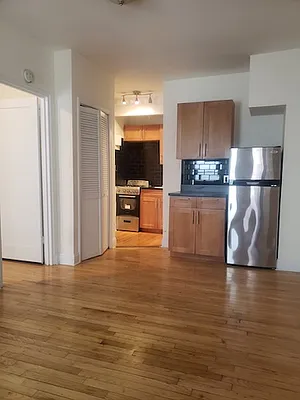 Rented by City Connections Realty | media 10