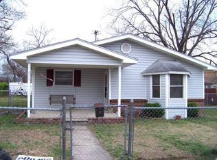 211 W Hall St, Carterville, MO 64835