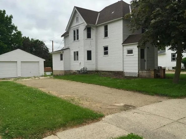 234 E McKinley St #B, Owatonna, MN 55060