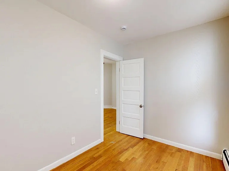 205 Chelsea St #3 — Photo 13