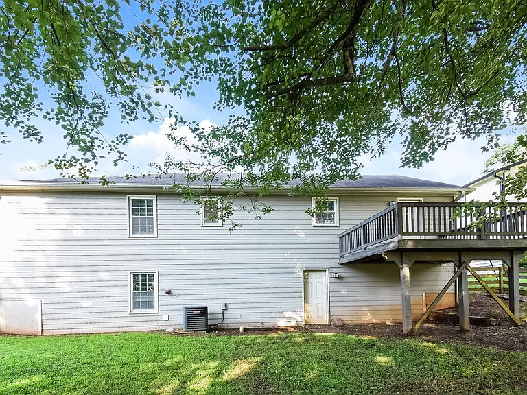 1471 Daniel Ln — Photo 17