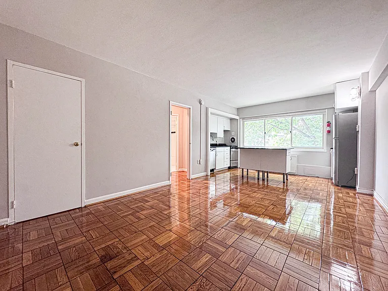 5315 Connecticut Ave NW #310 — Photo 8