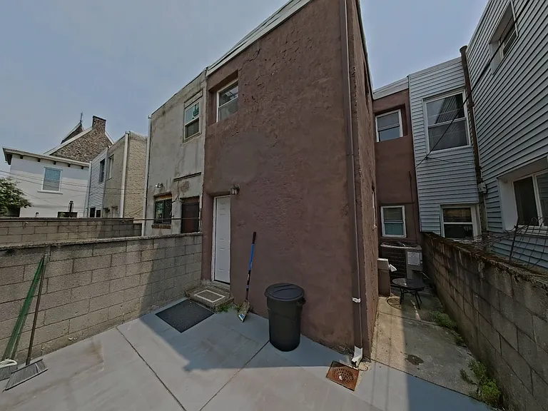 1318 S Reese St — Photo 15