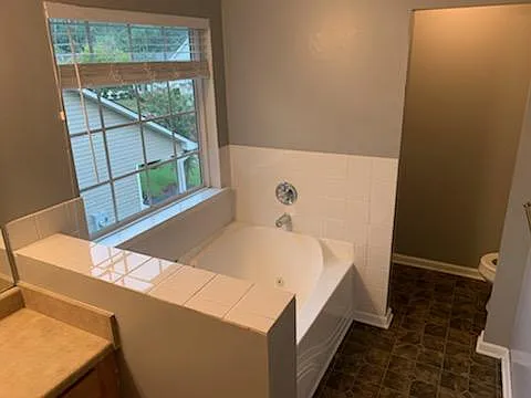 16 Honeytree Trl NE — Photo 8
