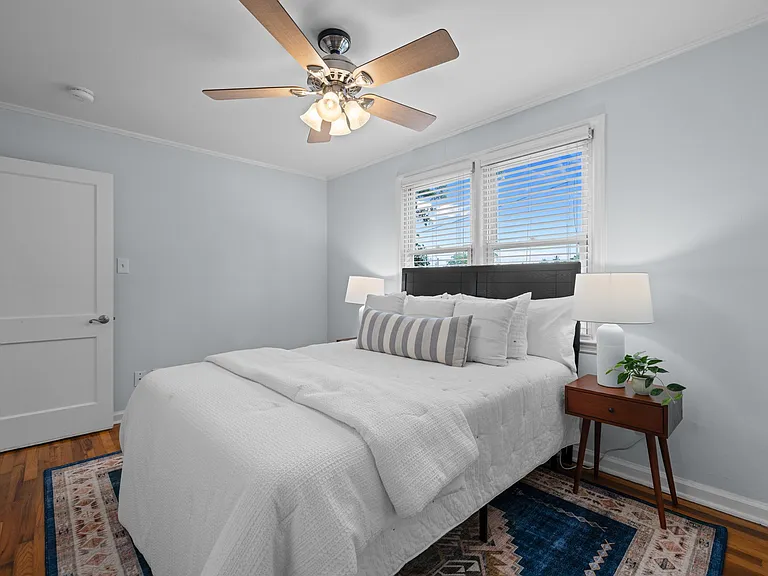 2331 Bernard St #A — Photo 4