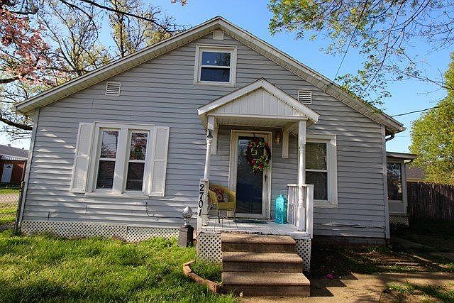 2nd image of 2701 Cravens Ave