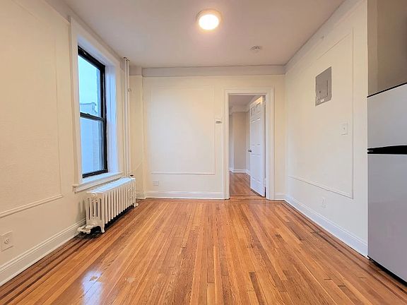 3rd image of 25-23 31st Ave #C42