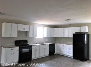 2528 E Cedar Ln, Springfield, MO 65804