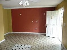 4th image of 2505 W Kenmore Ave