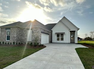 10142 Oak Colony Dr, Baton Rouge, LA 70817