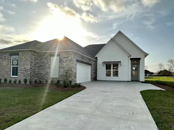 10142 Oak Colony Dr, Baton Rouge, LA 70817