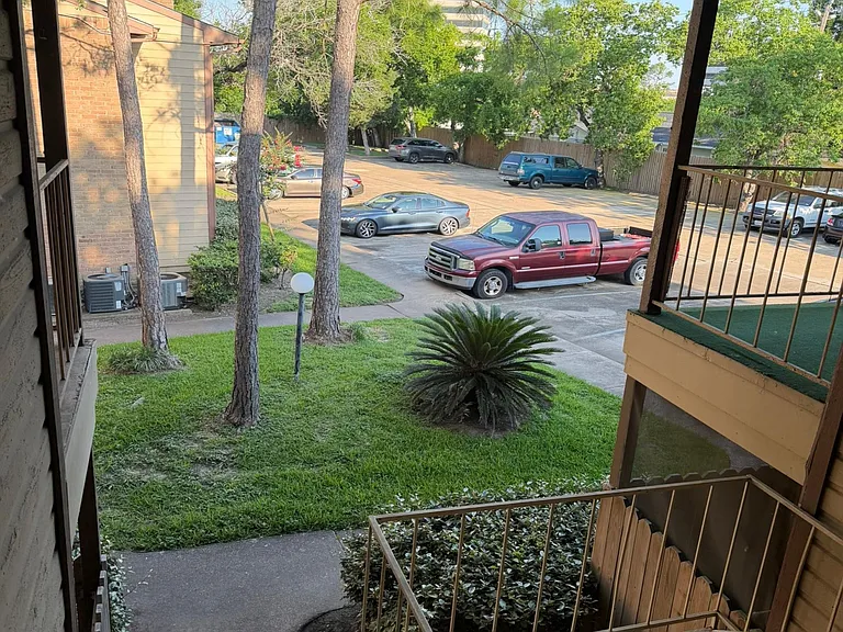 9000 Bissonnet St #512 — Photo 13