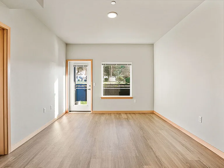 Shadow Creek Apartments — Photo 24