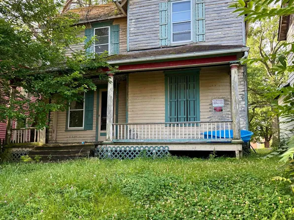 627 W 2nd St, Marion, IN 46952
